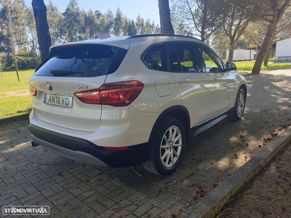 BMW X1 16 d sDrive Line Sport - 11