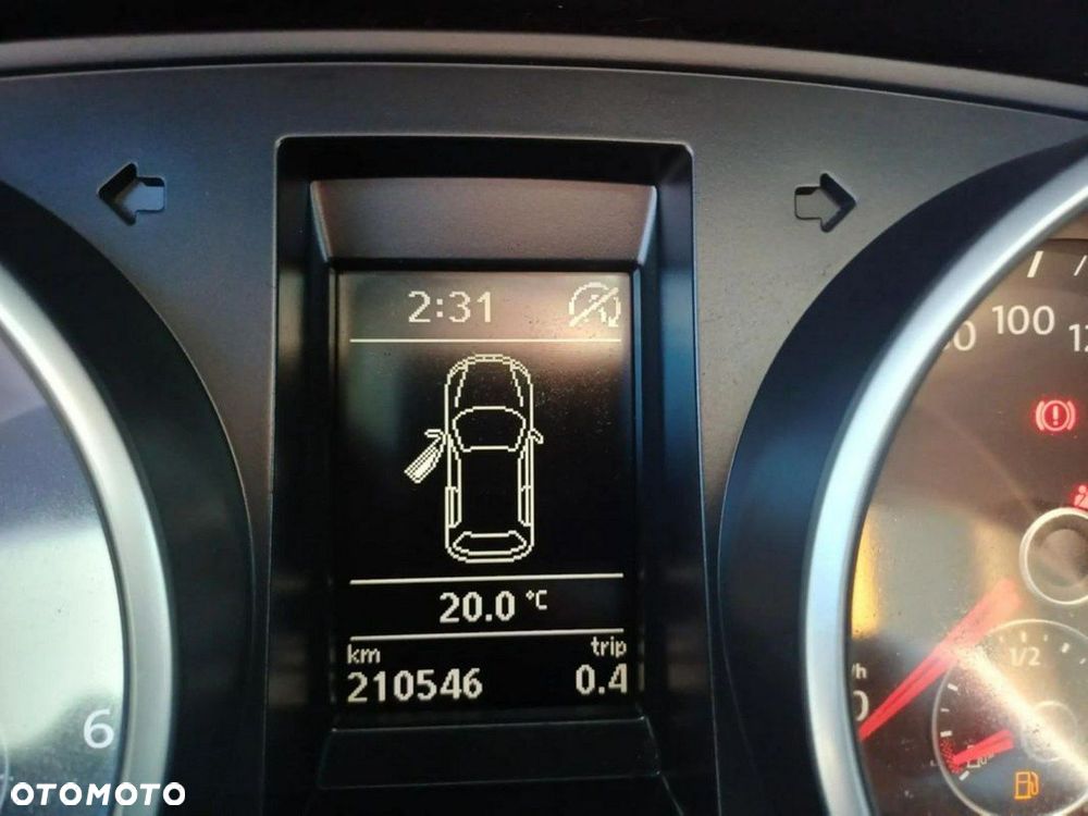 Volkswagen Golf 1.6 TDI DPF BlueMotion Technology Comfortline - 14
