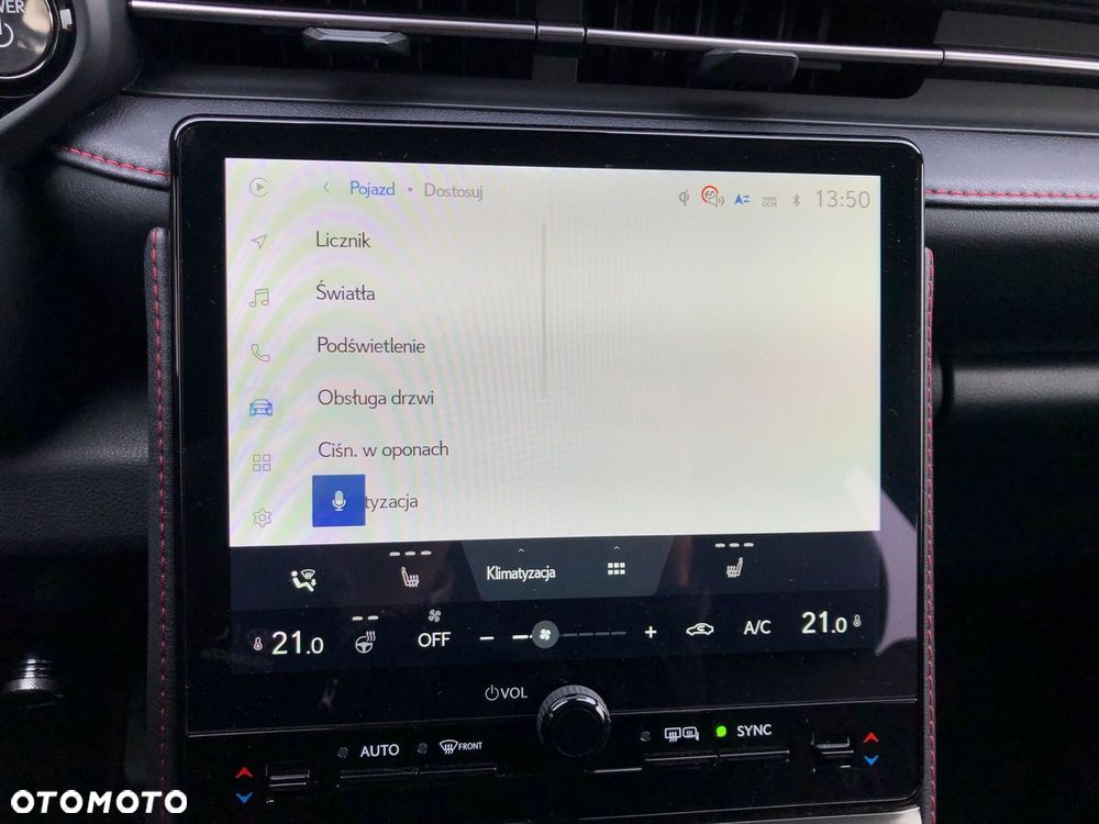 Lexus LBX 1.5 Hybrid Emotion - 23
