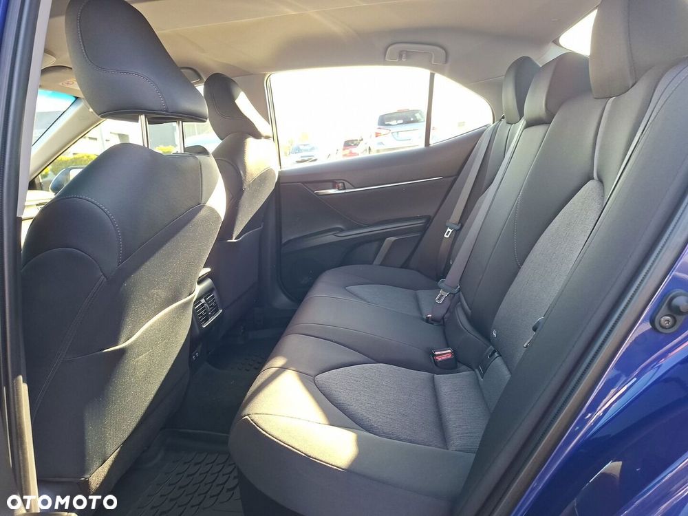 Toyota Camry 2.5 Hybrid Comfort CVT - 13