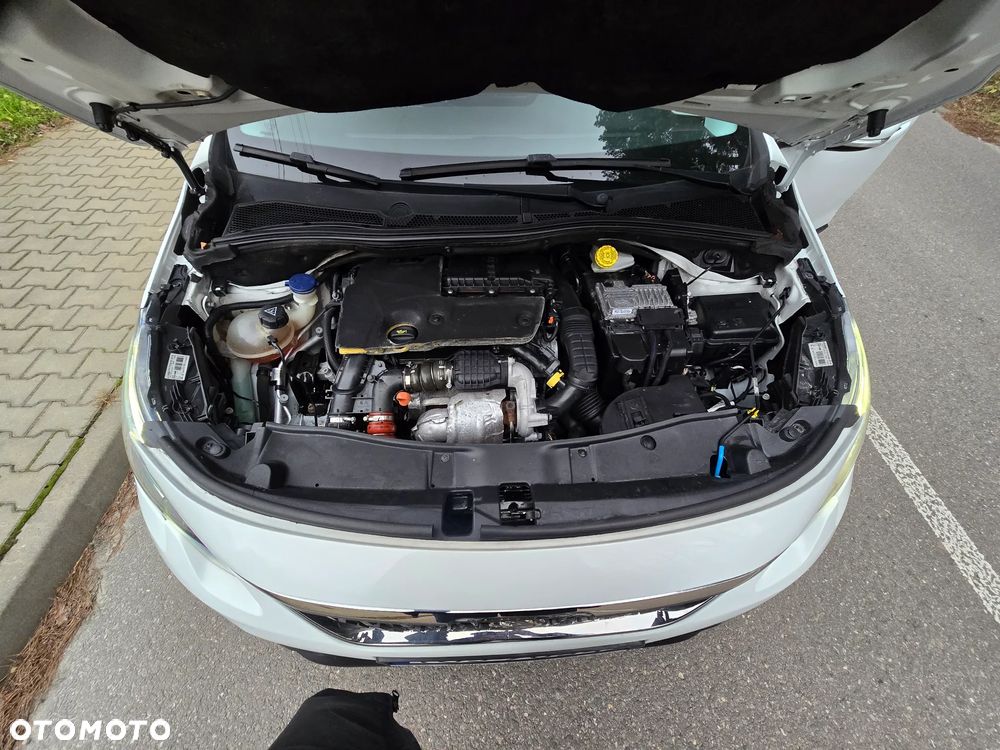 Peugeot 2008 BlueHDi 100 STOP & START Style - 24