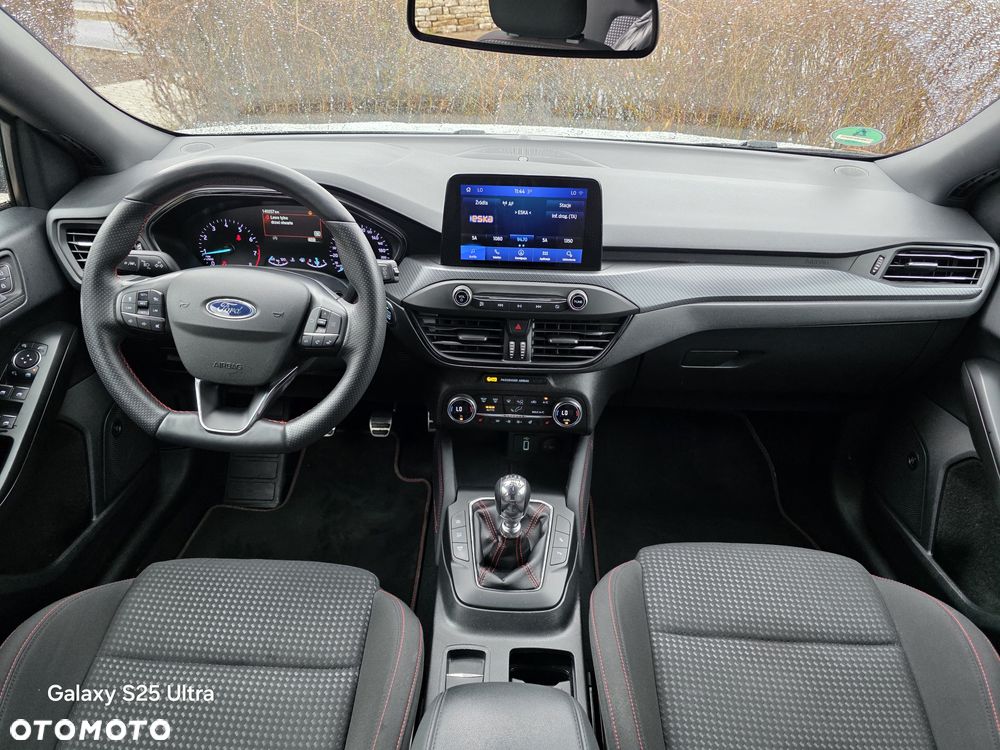 Ford Focus 1.5 EcoBoost ST-Line ASS - 9