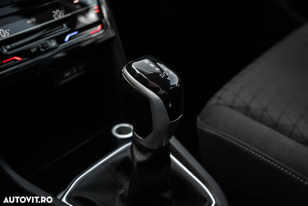 Volkswagen T-Cross 1.0 TSI DSG Life - 25