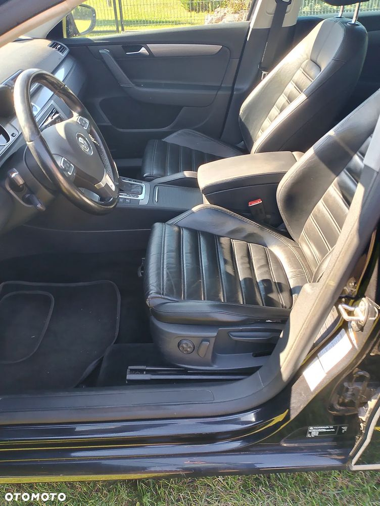 Volkswagen Passat - 3