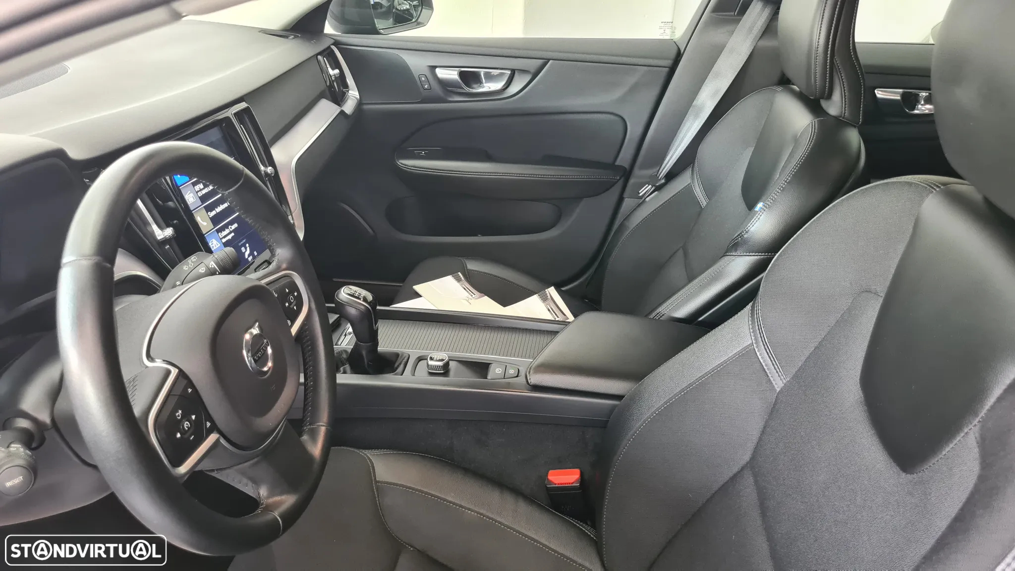 Volvo V60 2.0 D3 Momentum - 18
