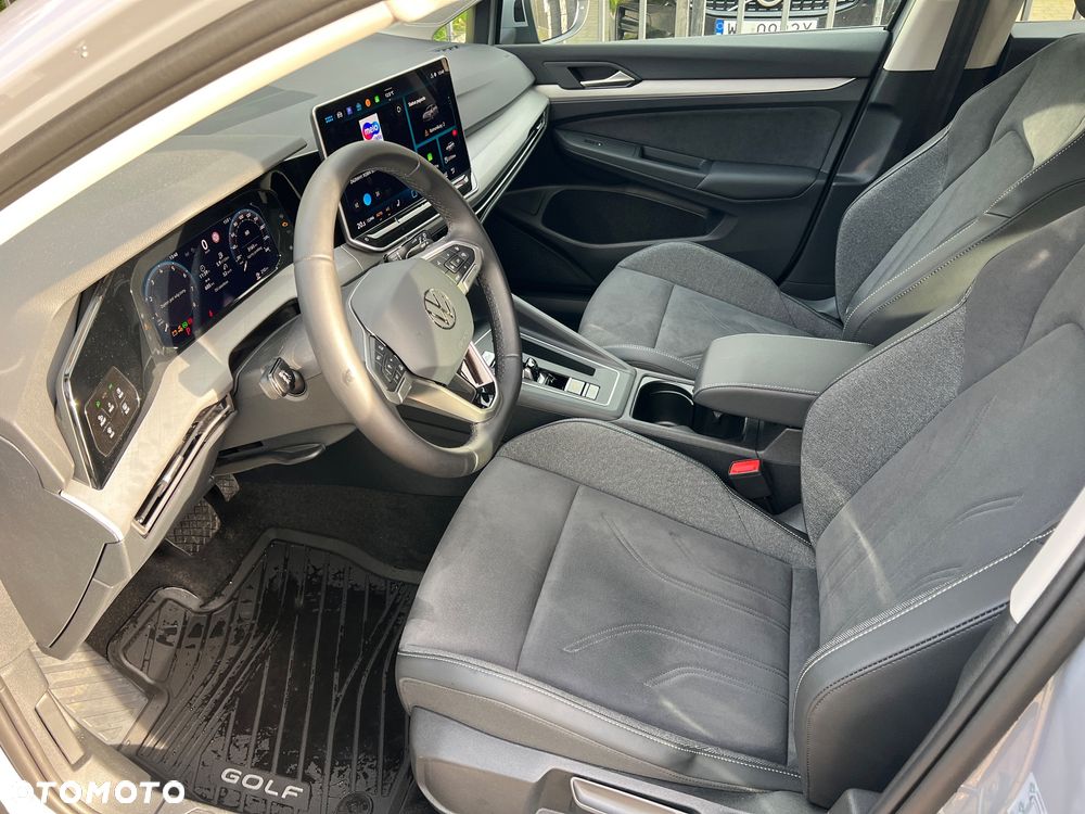 Volkswagen Golf - 38