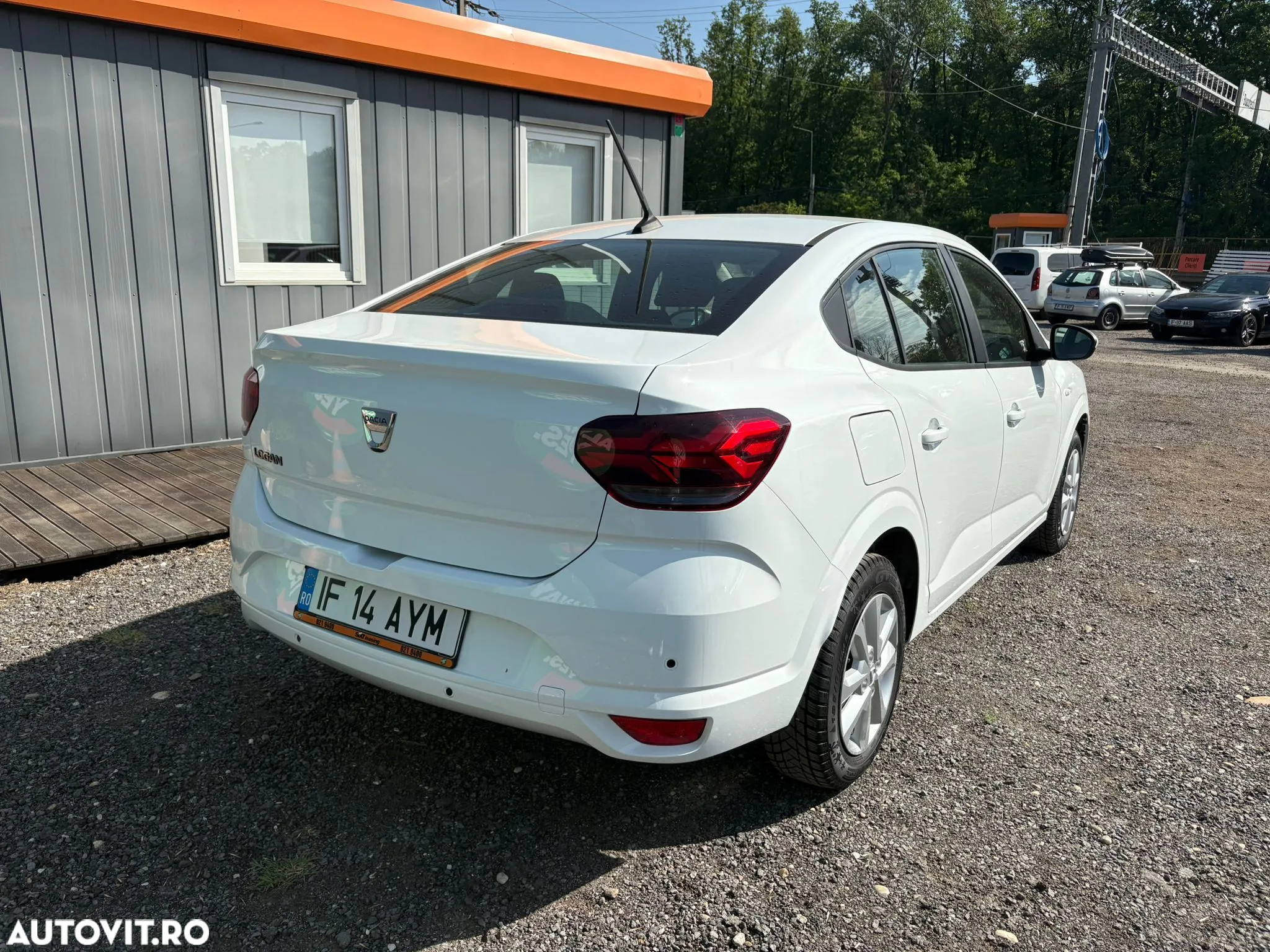 Dacia Logan TCe 90 MT5 Comfort - 3