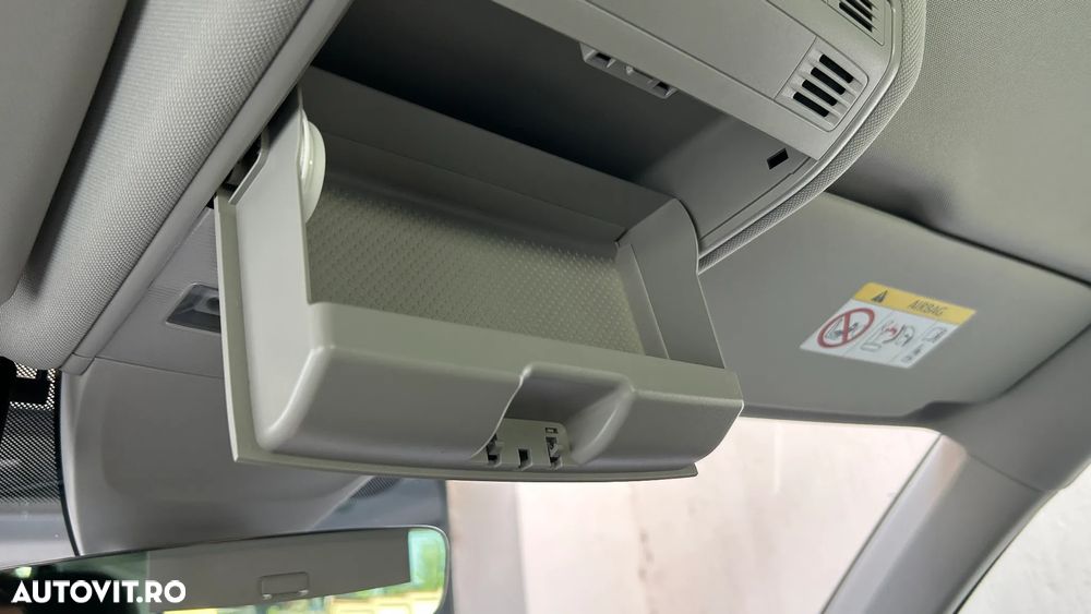 Volkswagen Tiguan - 11