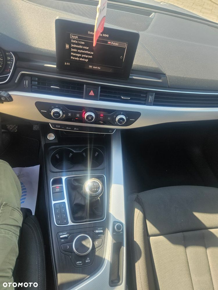 Audi A4 Avant 2.0 TDI - 13