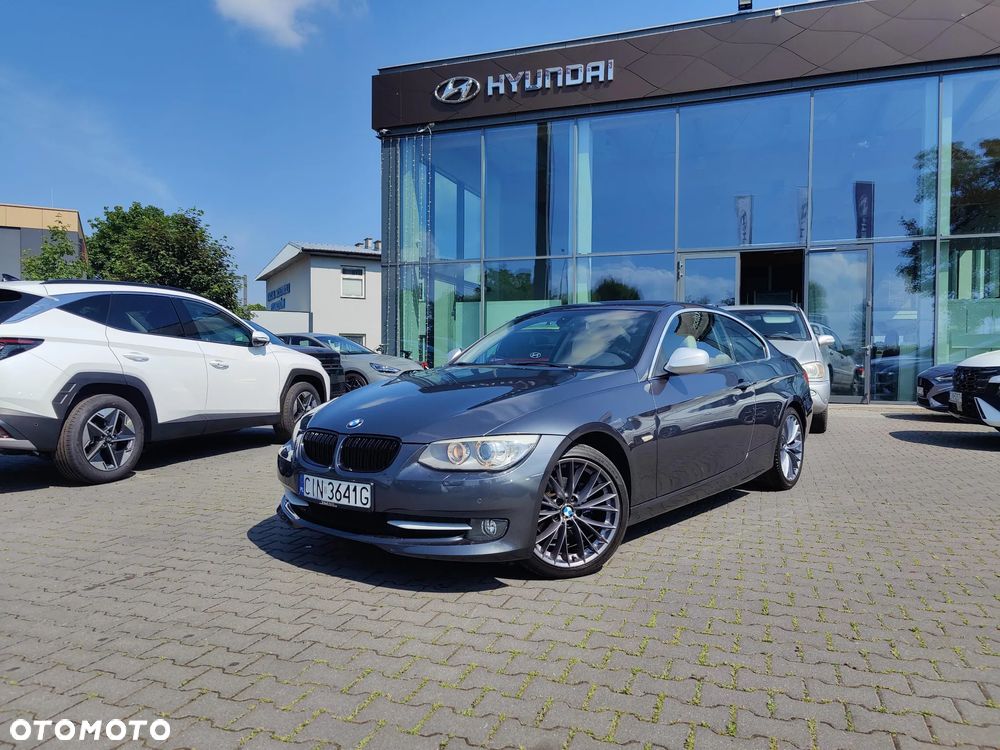 BMW Seria 3 318i Edition Exclusive - 2