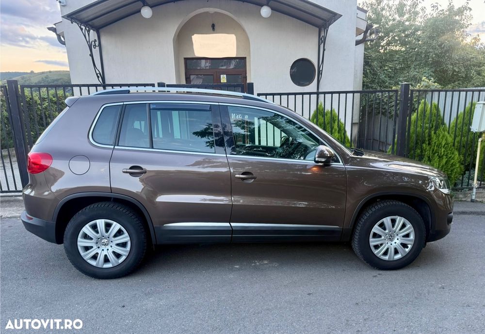 Volkswagen Tiguan 1.4 TSI BlueMotion Technology Exclusive - 6