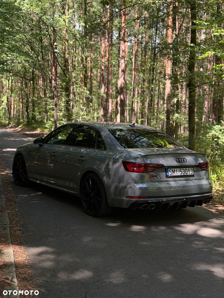 Audi S4 Limousine - 2