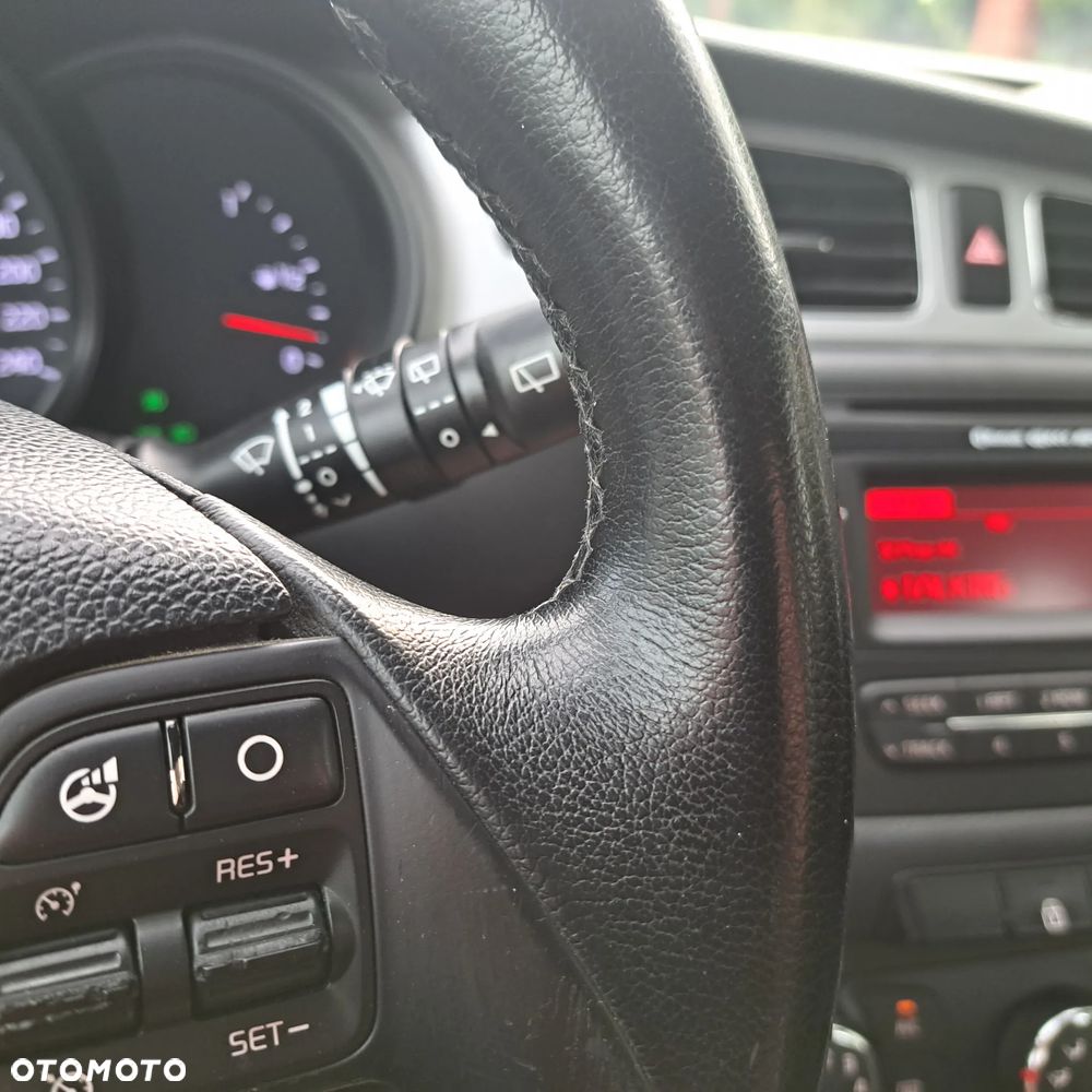 Kia Ceed 1.4 CRDi 90 Vision - 18