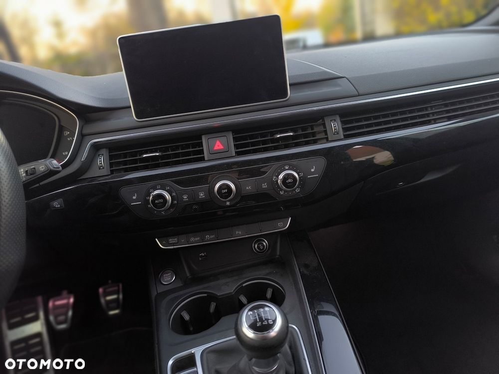 Audi A4 Avant 2.0 TFSI ultra Sport - 8