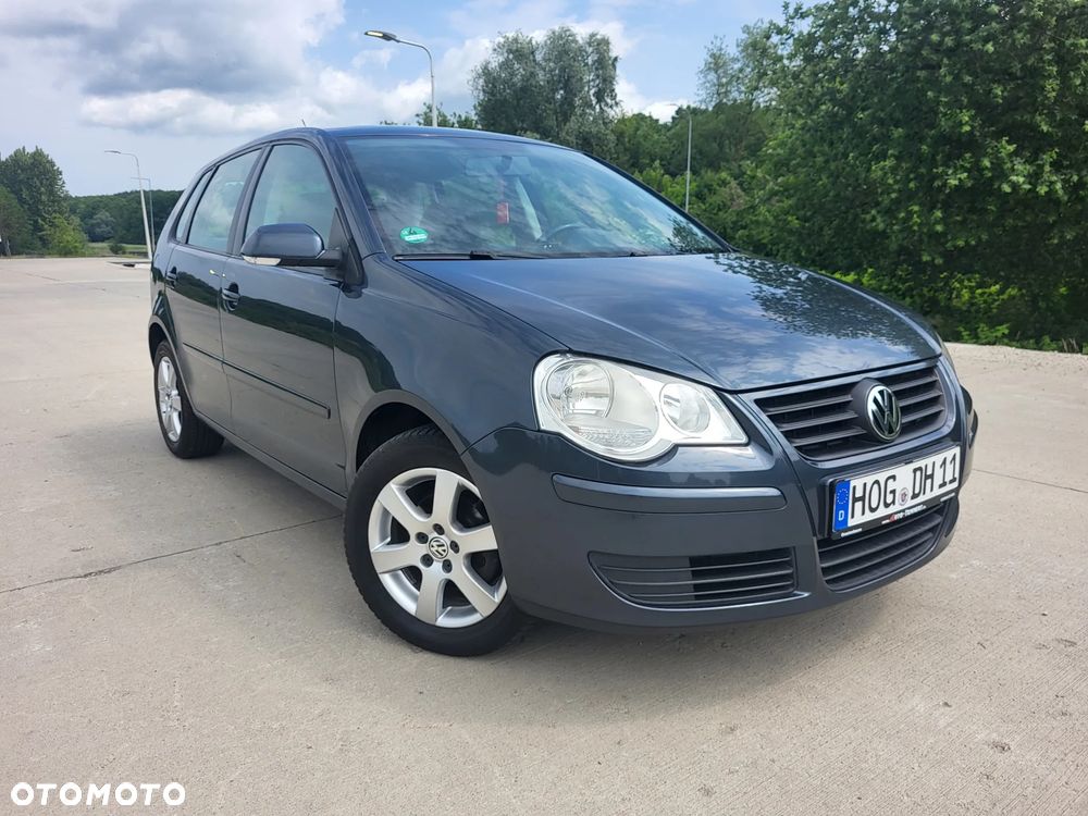 Volkswagen Polo - 2