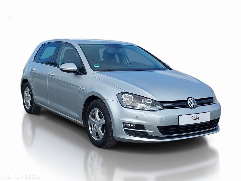 Volkswagen Golf 1.4 TSI BlueMotion Technology Comfortline - 2