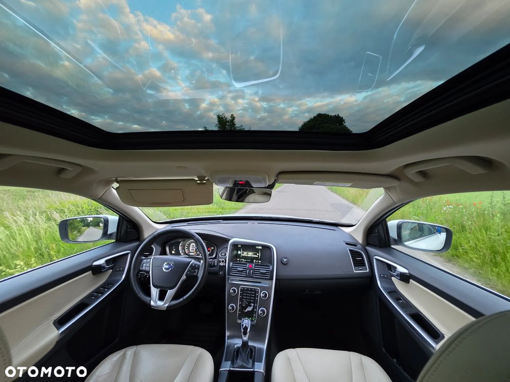 Volvo XC 60 D5 AWD Summum - 3