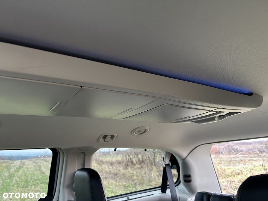 Chrysler Town & Country 3.6 Touring - 19