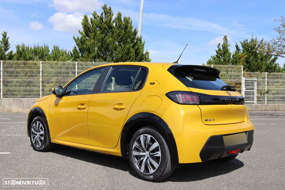 Peugeot e-208 Active - 5