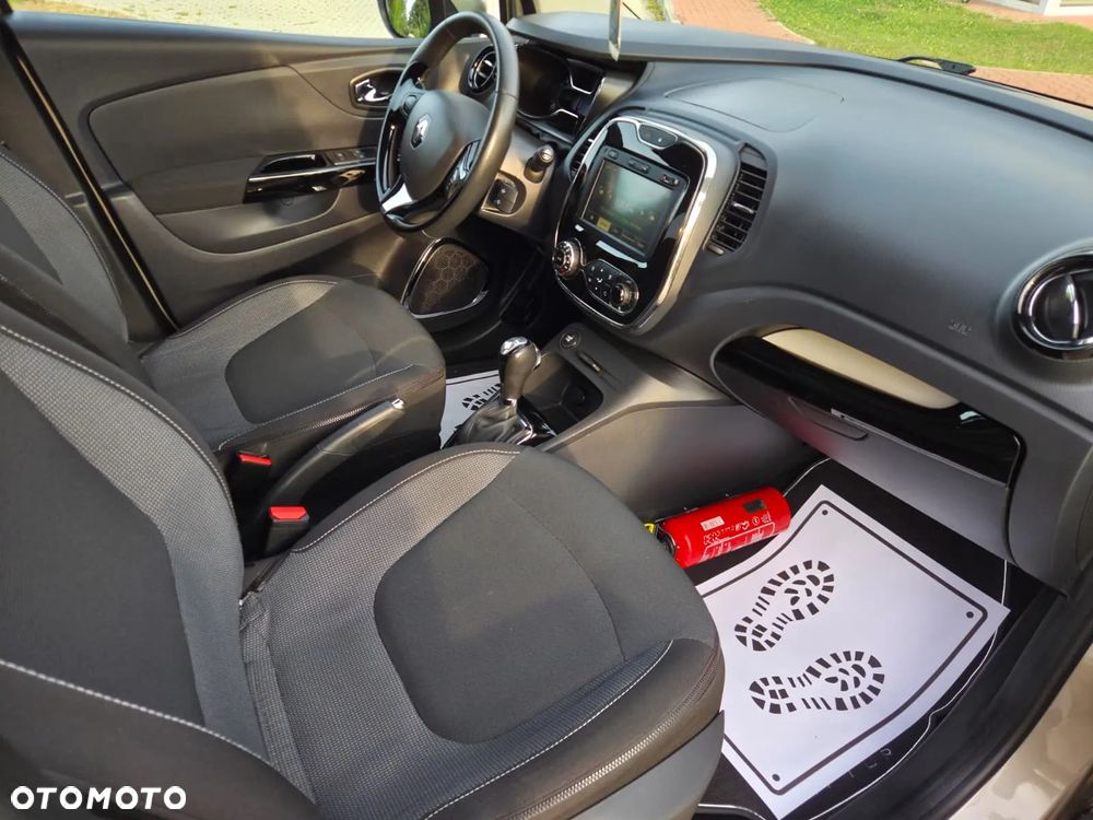 Renault Captur 1.2 TCe Helly Hansen EDC - 15