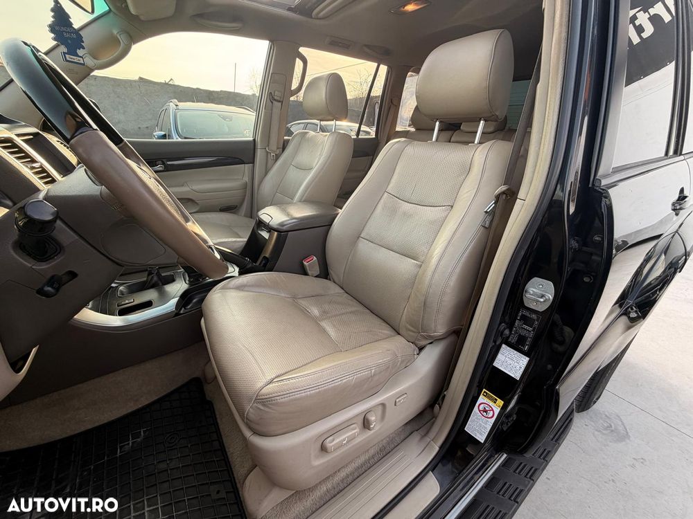 Toyota Land Cruiser - 14
