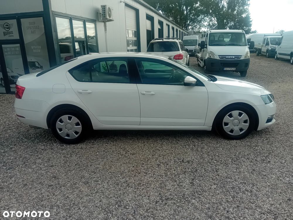 Skoda Octavia - 4