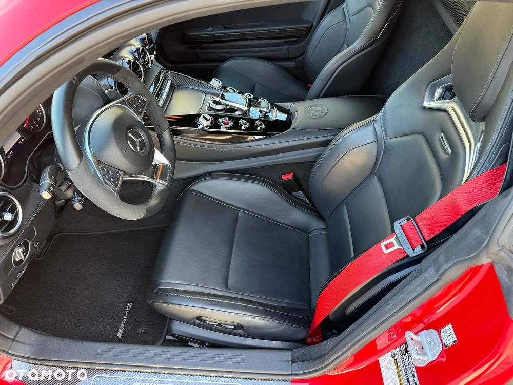Mercedes-Benz AMG GT - 11