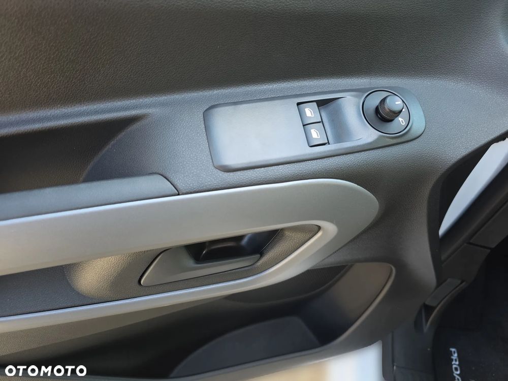 Toyota Proace City Verso 1.5 D-4D Business - 20