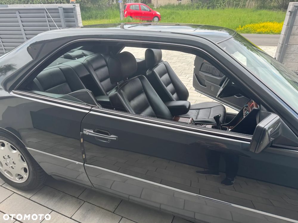 Mercedes-Benz W124 (1984-1993) - 22