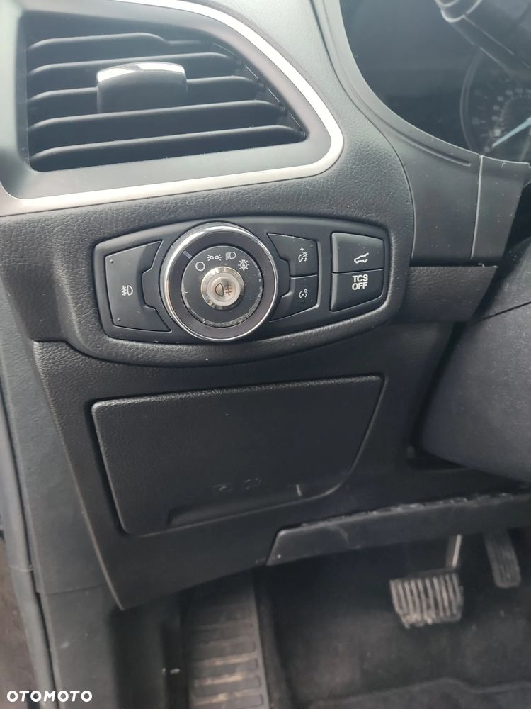 Ford Edge - 13