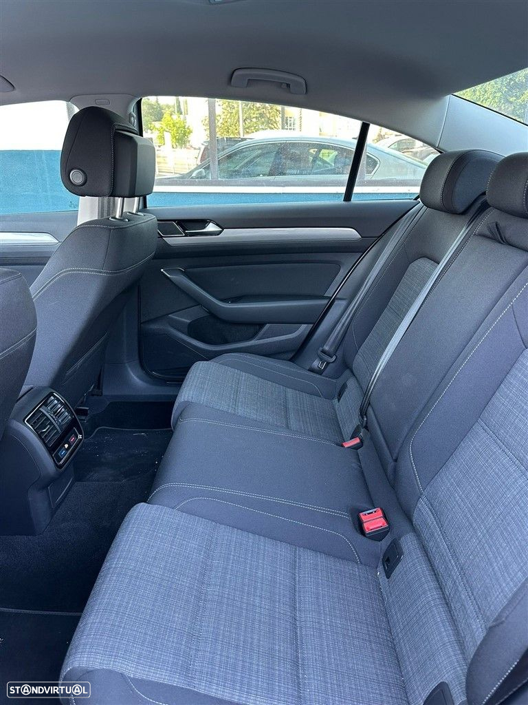 VW Passat 1.5 TSI Business - 14