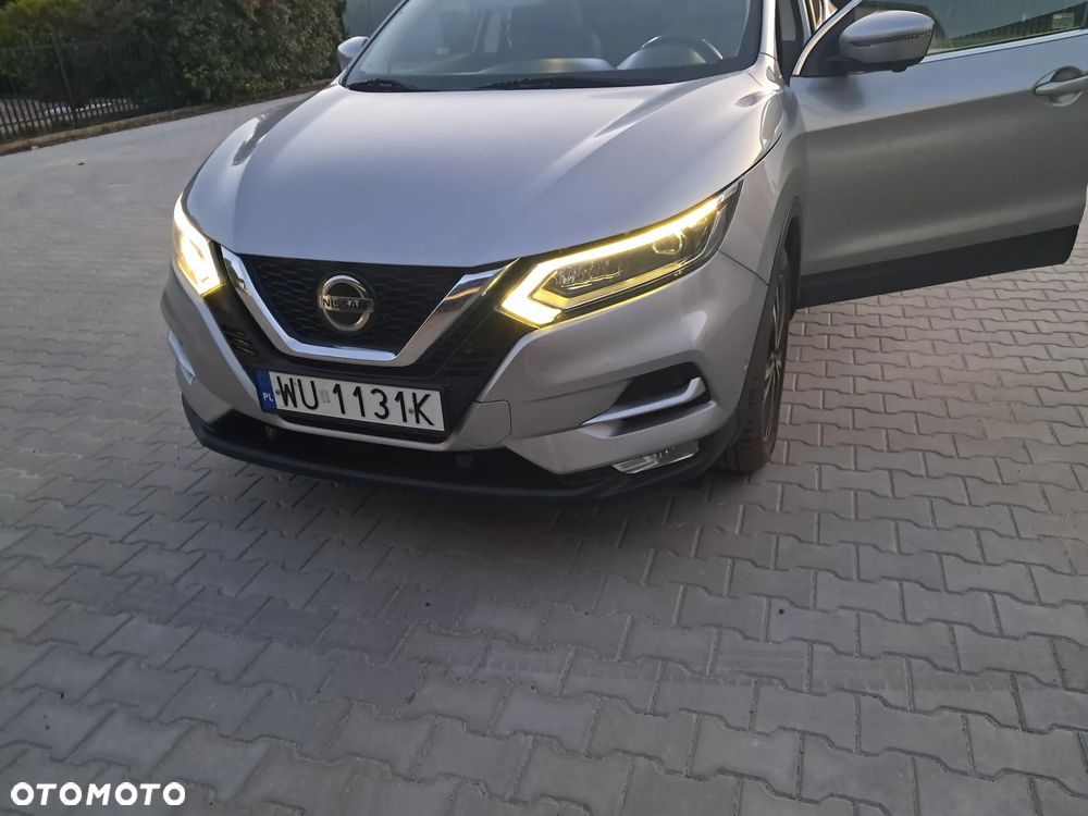Nissan Qashqai 1.3 DIG-T N-Connecta DCT - 1