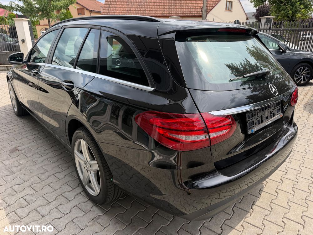Mercedes-Benz C 250 (BlueTEC) d 4Matic 7G-TRONIC - 4