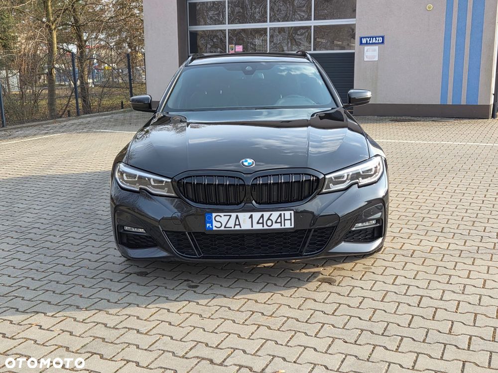 BMW Seria 3 320d xDrive Edition M Sport Shadow - 5