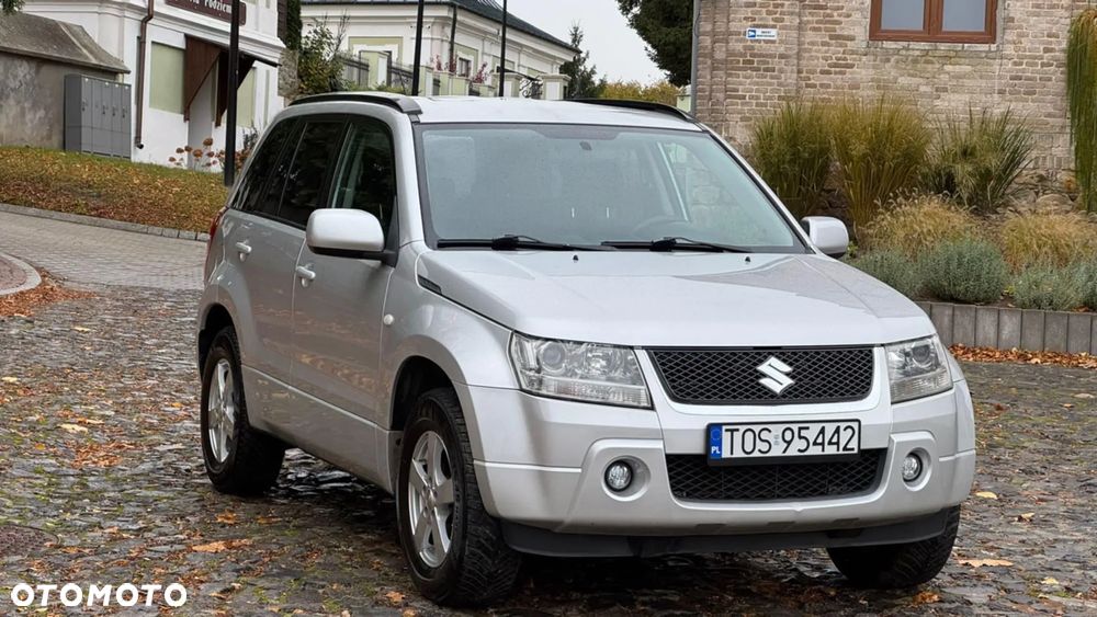 Suzuki Grand Vitara - 35
