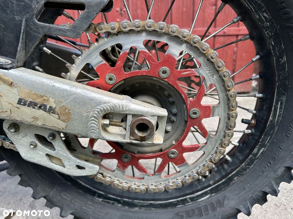 SWM RS 300 R - 11