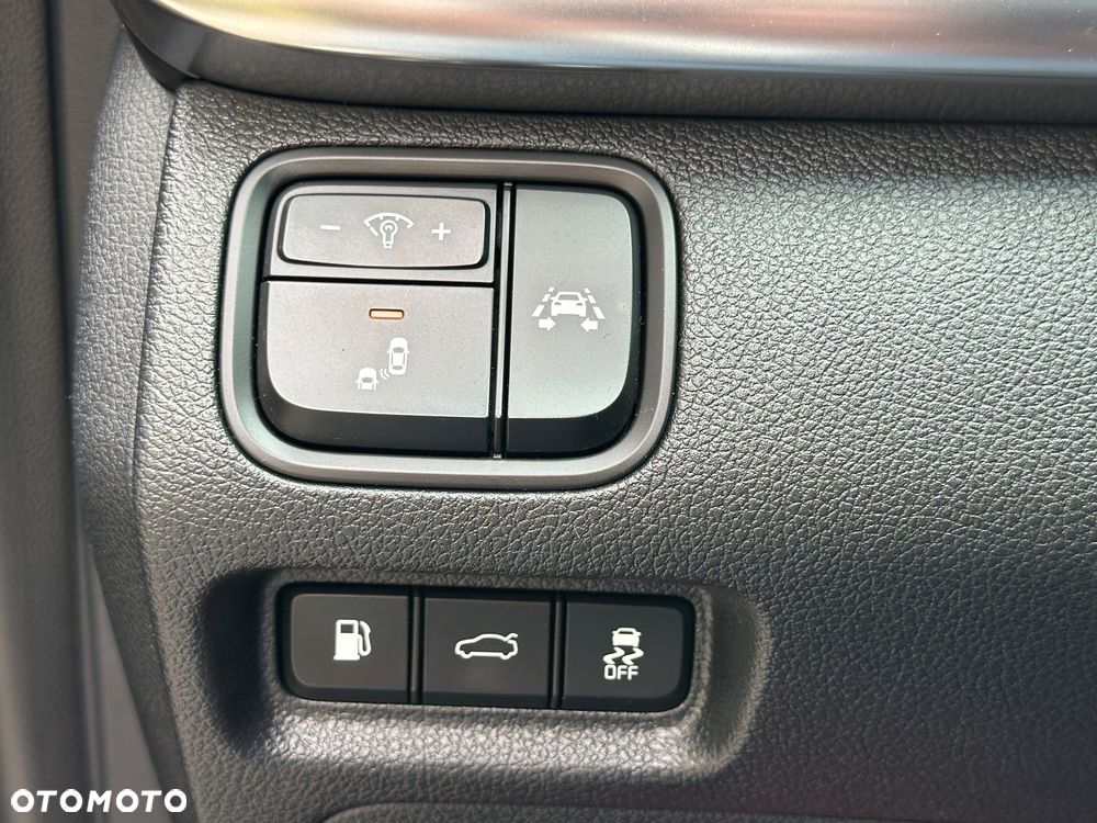 Kia Optima Sportagon 2.0 GDI Attract - 28