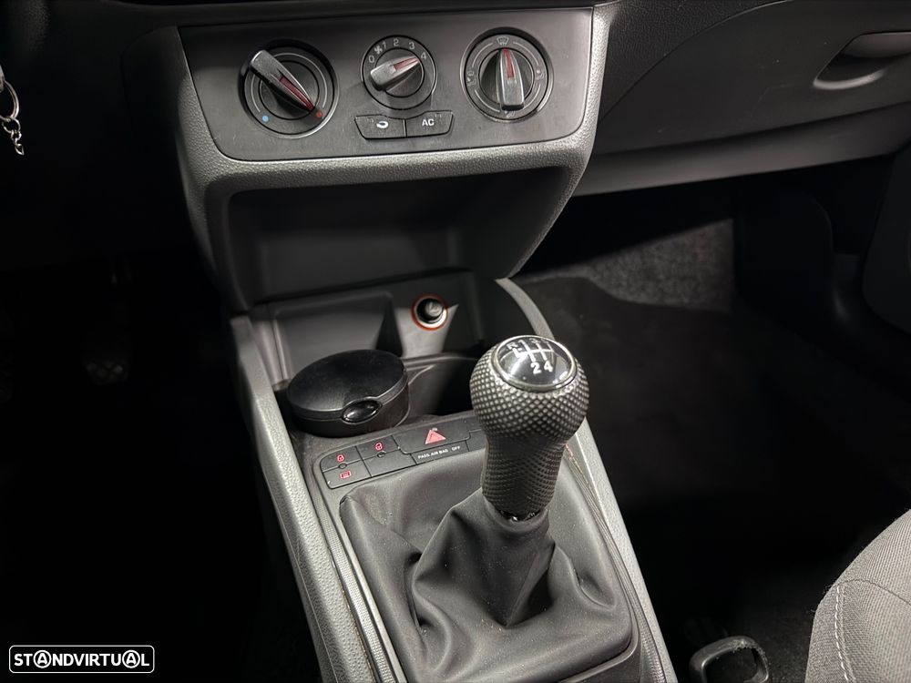 SEAT Ibiza 1.6 TDI Sport DPF - 14