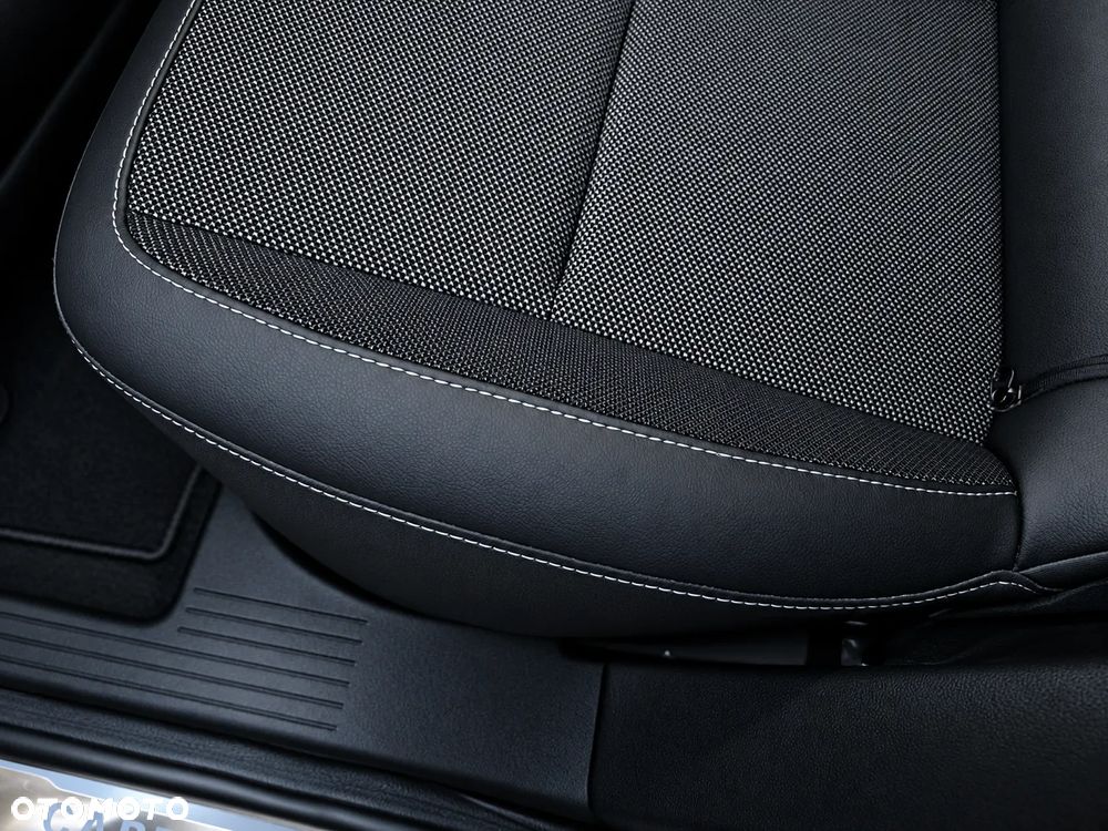 Renault Captur - 13