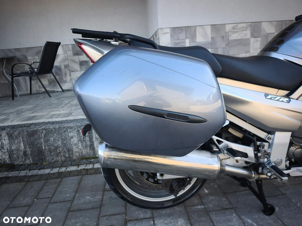 Yamaha FJR - 13