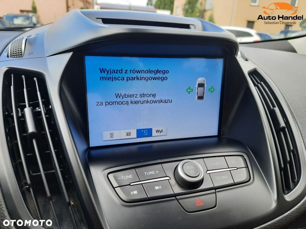 Ford Kuga 1.5 EcoBoost 2x4 Titanium - 34