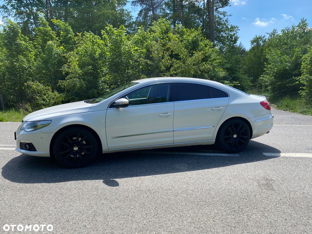 Volkswagen Passat CC - 8