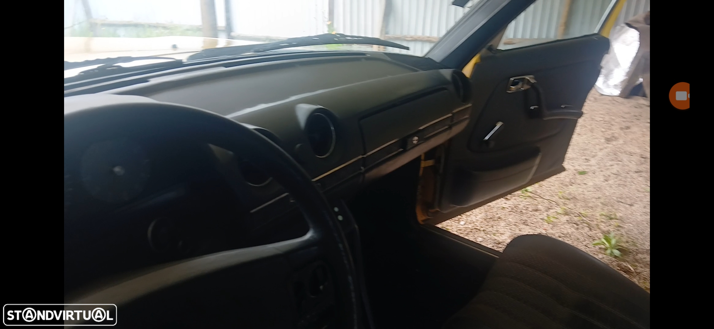 Mercedes-Benz 240 - 9