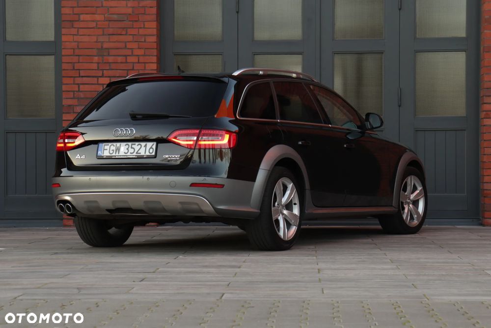 Audi A4 Allroad 2.0 TDI Quattro - 10