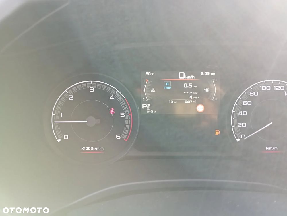 Isuzu D-Max 1.9 DC L - 24