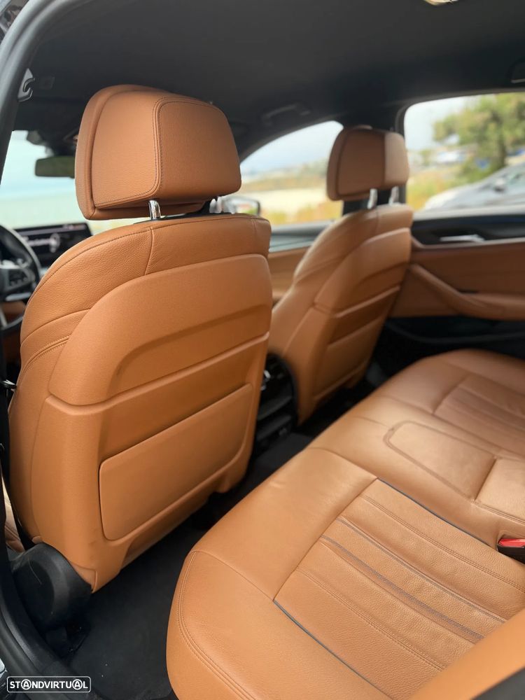 BMW 530 e Pack M - 29