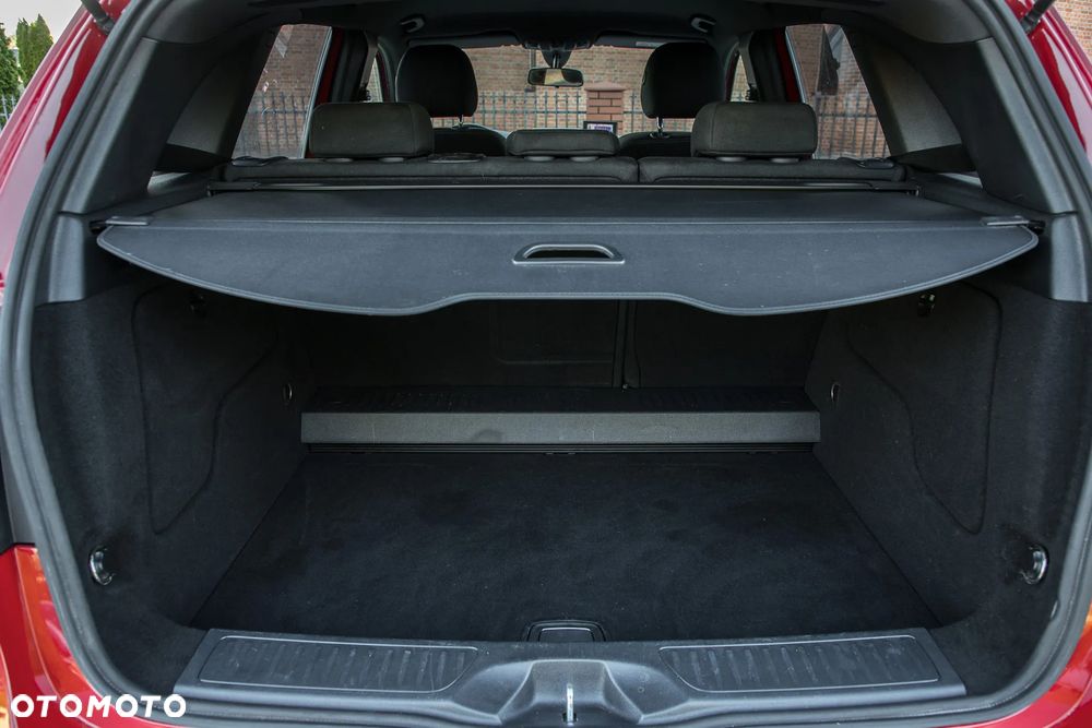 Mercedes-Benz Klasa B 180 7G-DCT AMG Line - 30