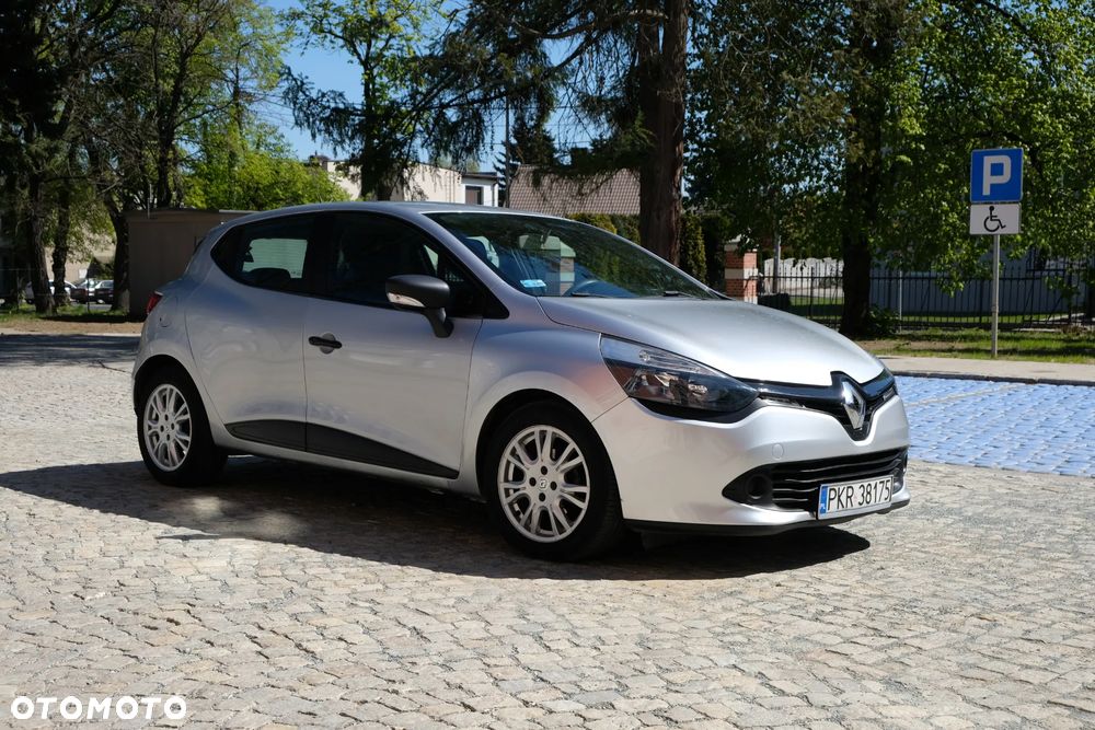 Renault Clio - 7