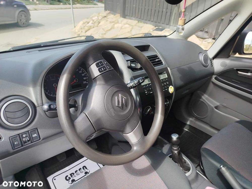 Suzuki SX4 - 13