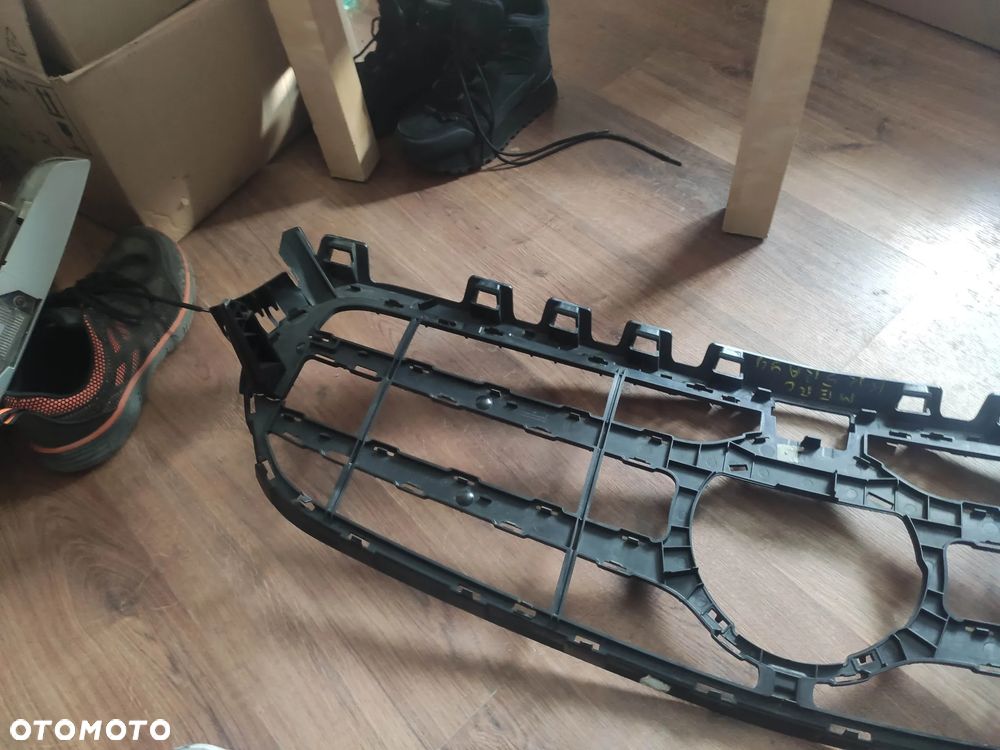 PD Grill atrapa Mercedes B-Klasa w247 18- A2478885700 - 5